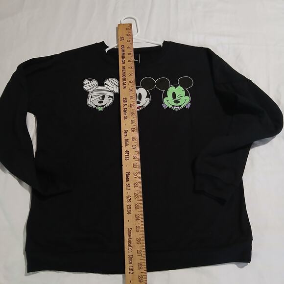 DISNEY Large MICKEY MOUSE HALLOWEEN Black Long-Sleeved Lightweight sweatshirt - Picture 7 of 9